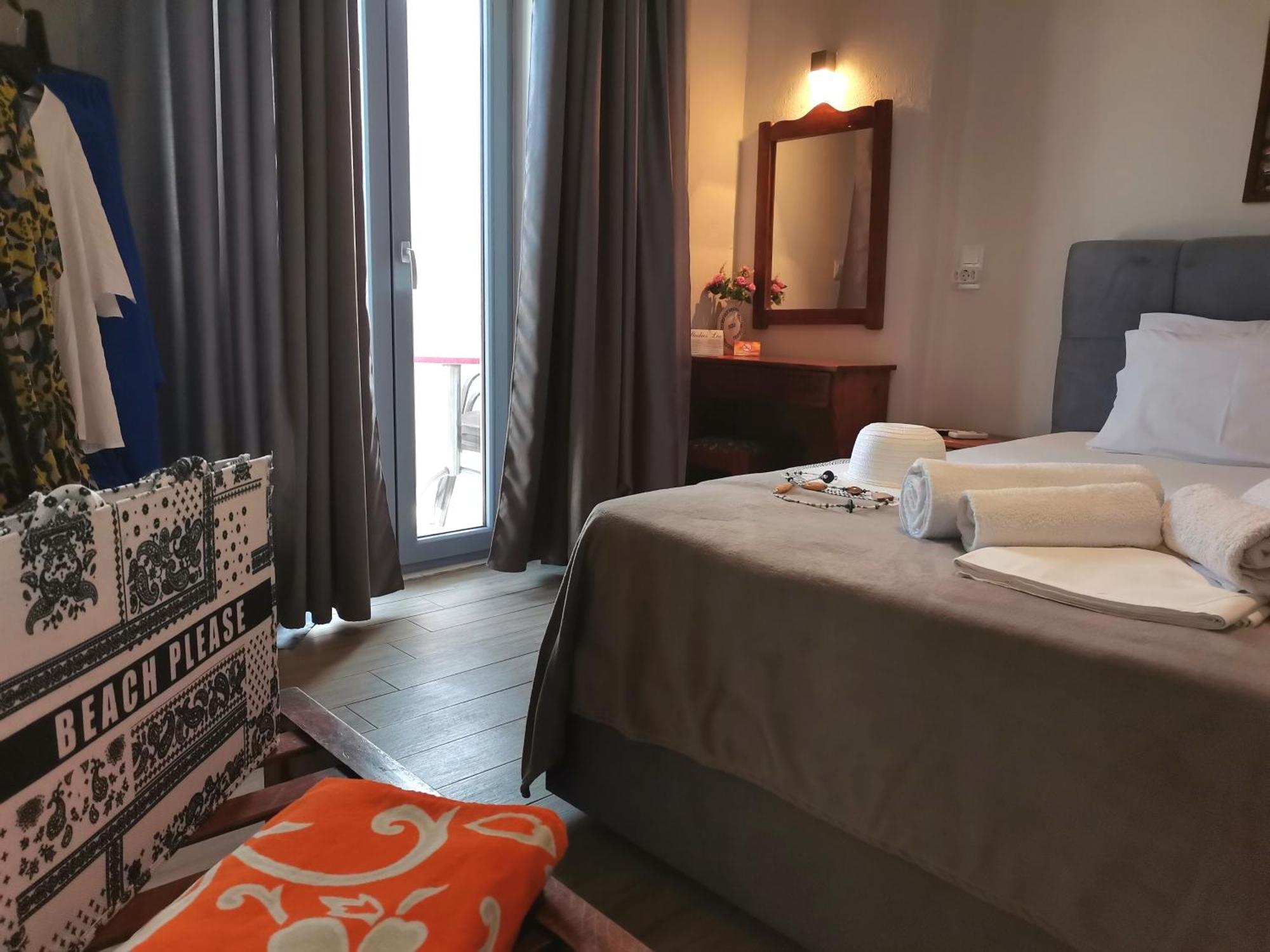 Studios Lia Adults Only -Fully Renovated Chrisi Ammoudia Exteriör bild